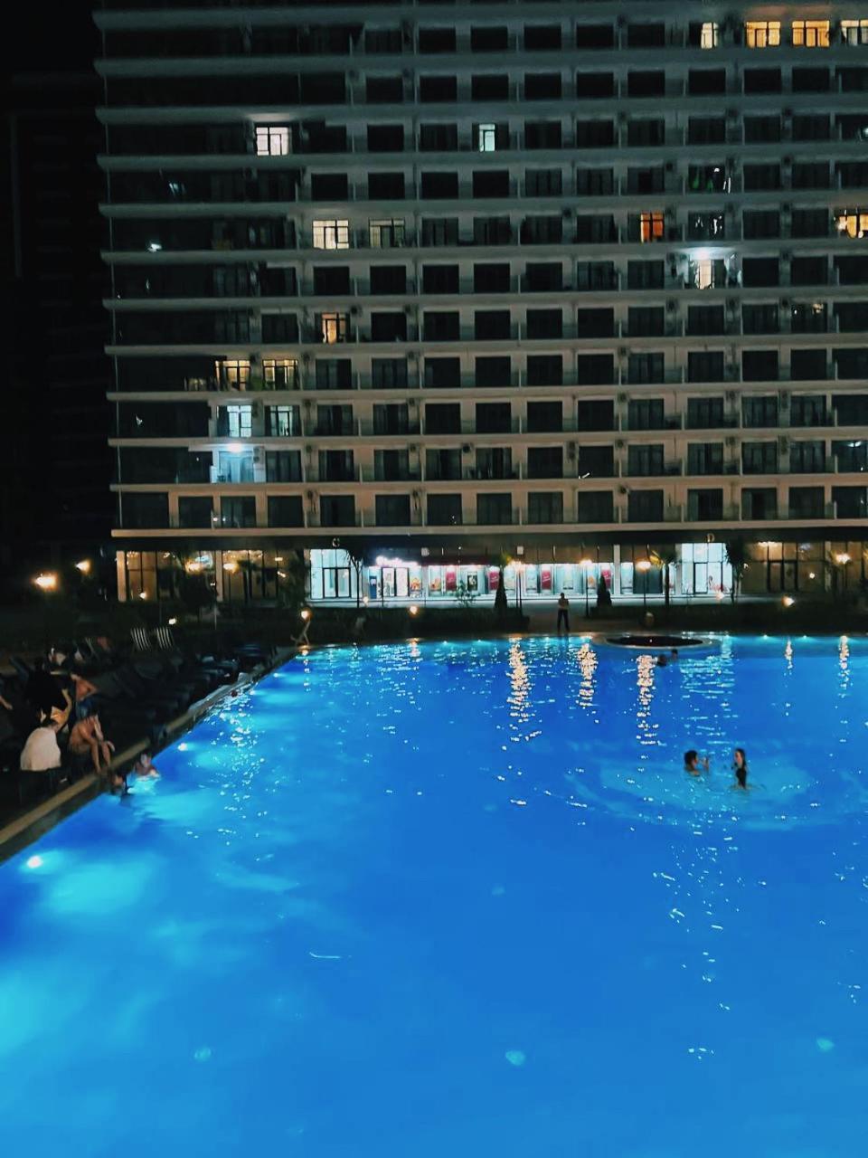Prestigio Apart Батуми Экстерьер фото