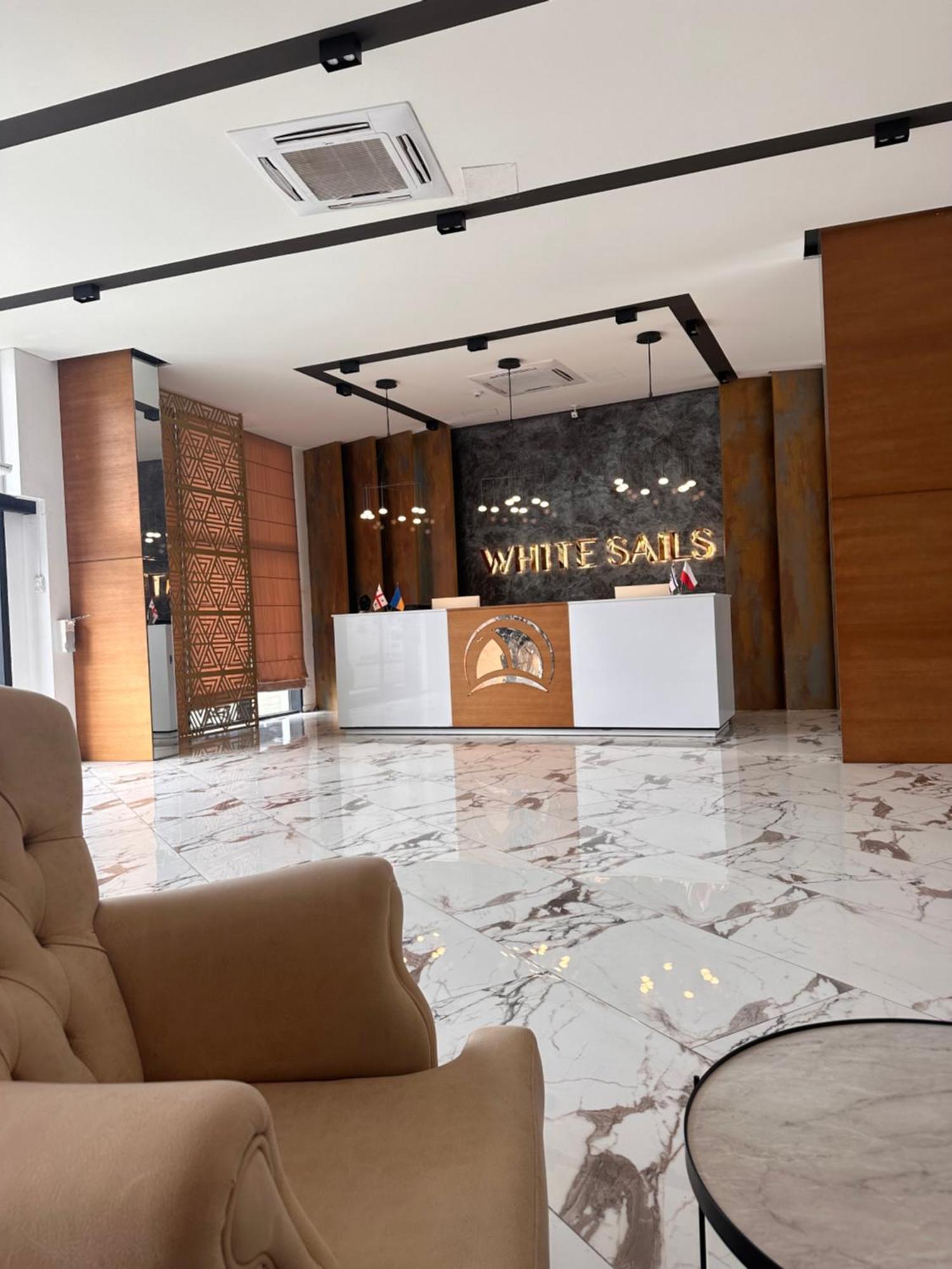 Prestigio Apart Батуми Экстерьер фото