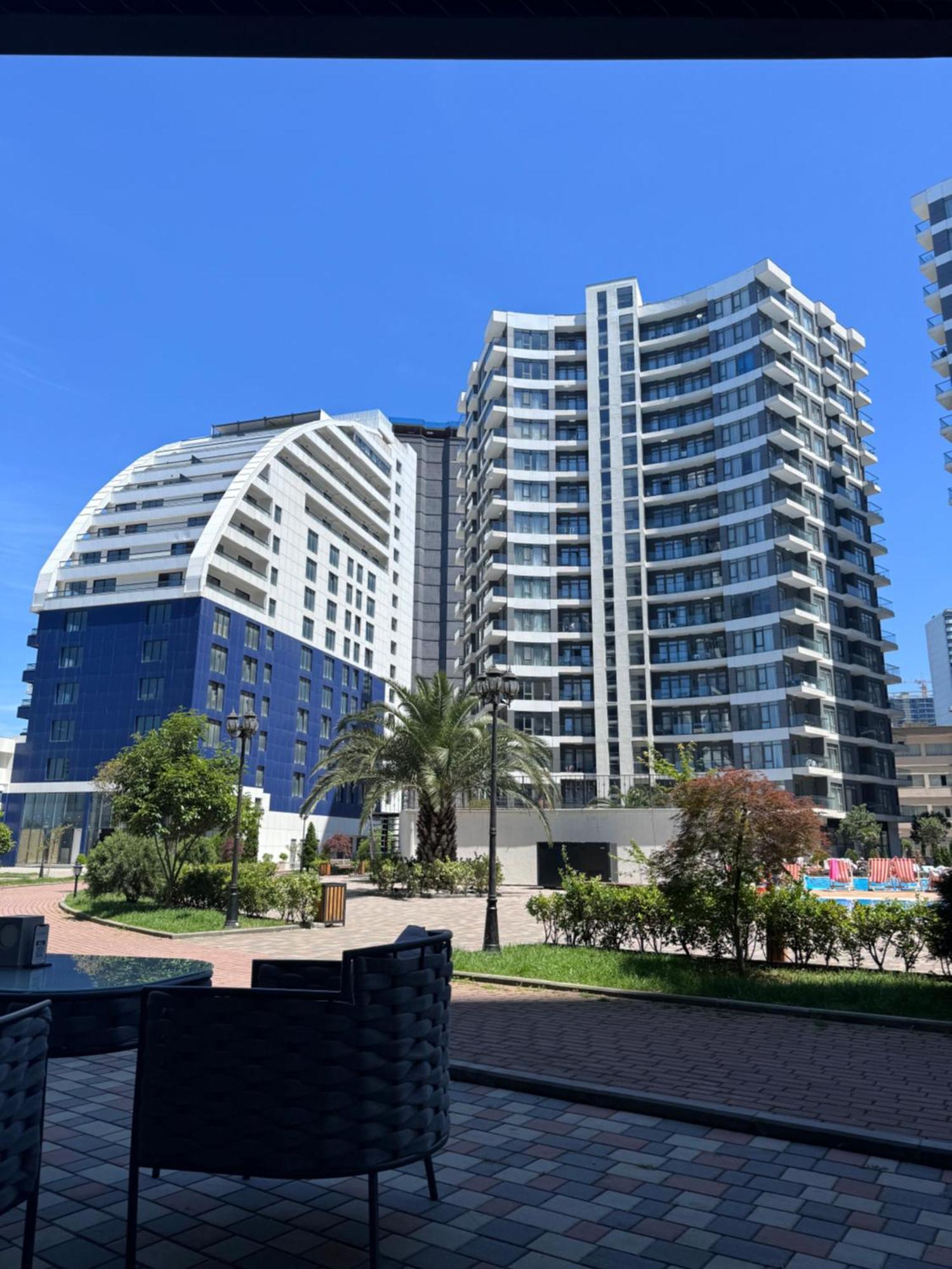 Prestigio Apart Батуми Экстерьер фото