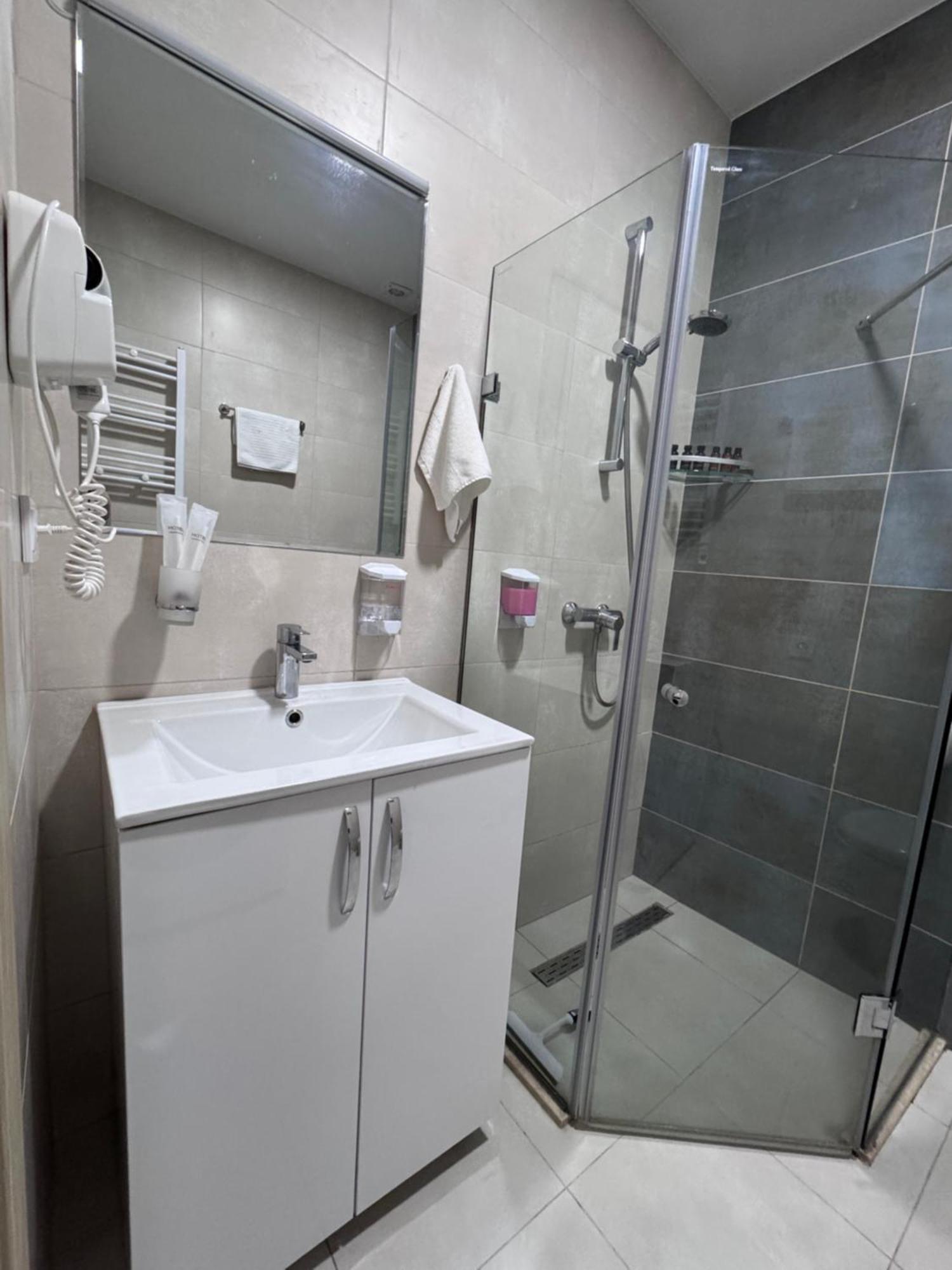 Prestigio Apart Батуми Экстерьер фото