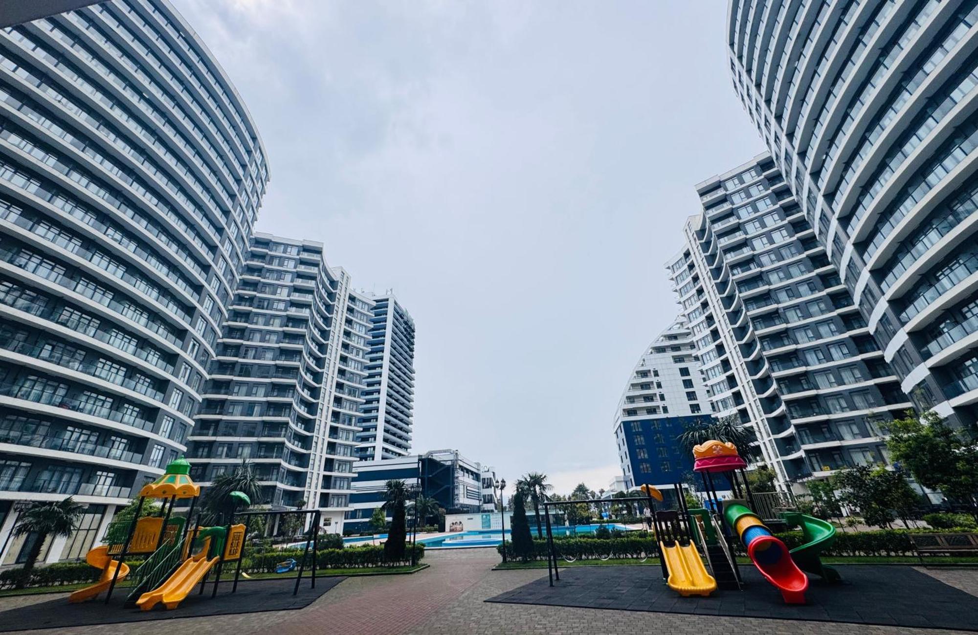Prestigio Apart Батуми Экстерьер фото